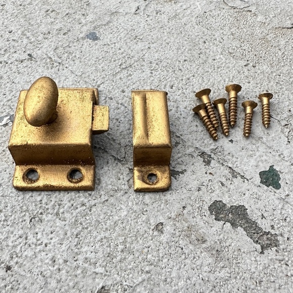 Thumb Turn Cabinet Latch - Picture 4 of 11